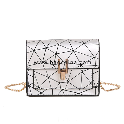 Women Shoulder Bags 2020 Summer New Korean Version of The Messenger Bag Handbag Chain Wild Crack Printing Wild Shoulder Bag