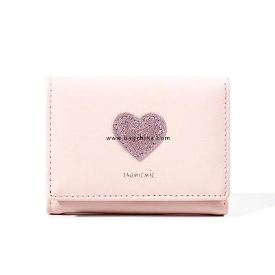 Fashion Cute Women Wallets Love Pattern Sequin Mini Wallet Women Short Three Tiered Folding Wallet Clutch Bag Lady Coin Purse